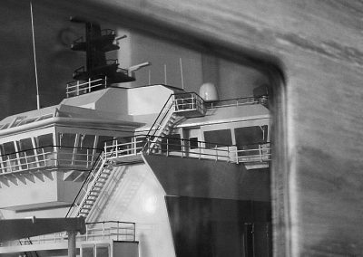 Scale Models Weston Shipping Crate Viewing Window